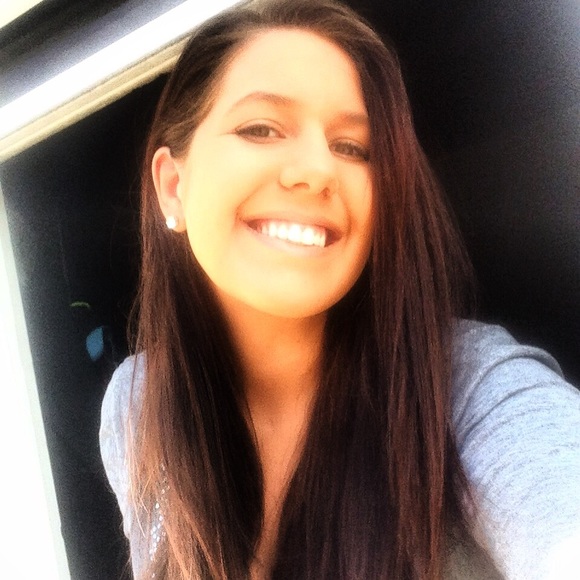 Meet your Posher, Dana - Picture 1 of 1